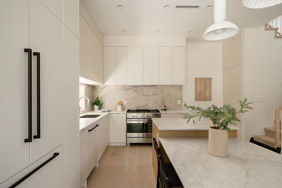 1 4161 Windsor Street Vancouver, BC - 11