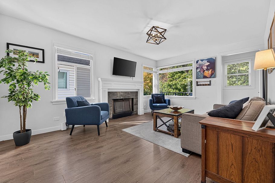 2218 E 11th Avenue Vancouver, BC - 6