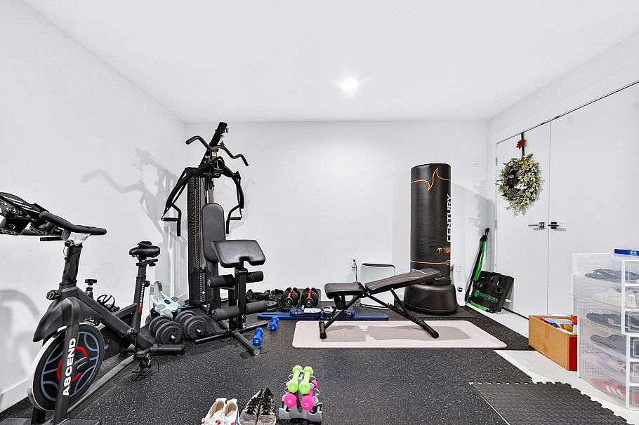 18 3490 Mt Seymour Parkway North Vancouver, BC - 24