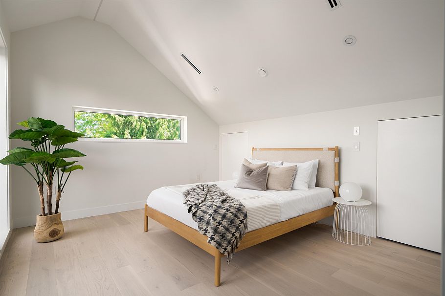 1 4161 Windsor Street Vancouver, BC - 25