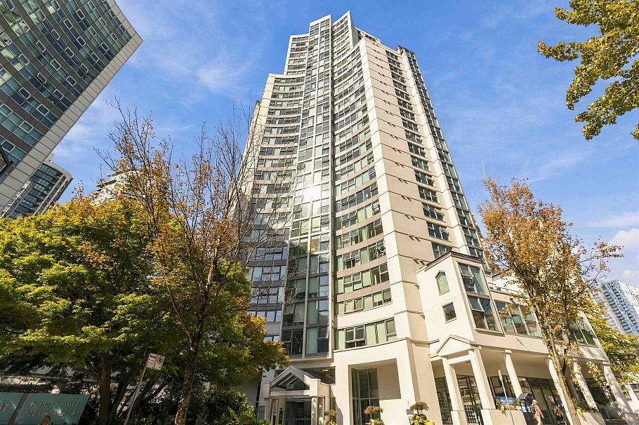 608 1323 Homer Street Vancouver, BC - 2