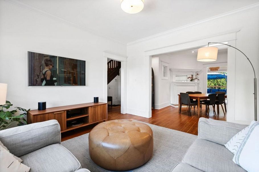 184 E 22nd Avenue Vancouver, BC - 3