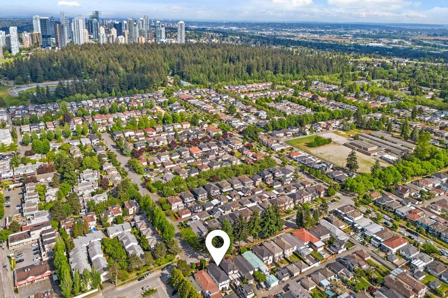 5867 Battison Street Vancouver, BC - 40