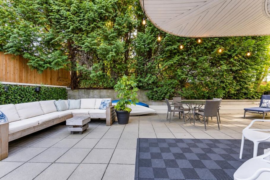 102 320 W 2nd Street North Vancouver, BC - 1