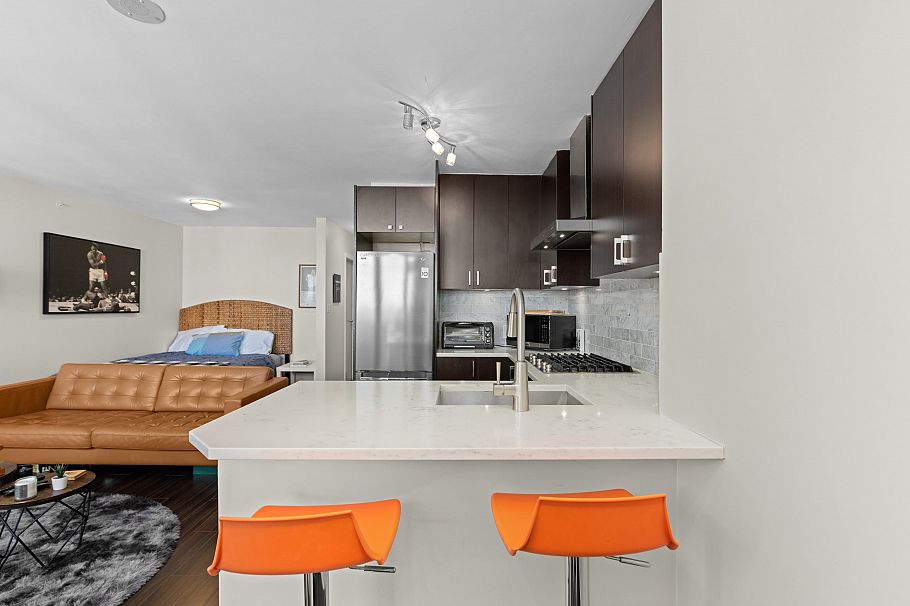 2410 501 Pacific Street Vancouver, BC - 11
