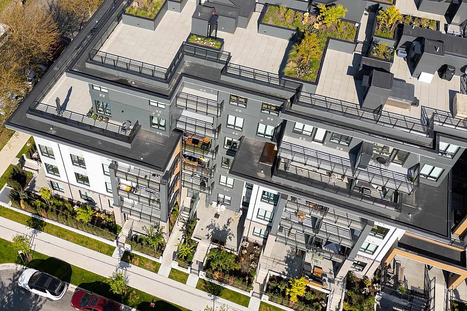 603 2450 Garden Drive Vancouver, BC - 22