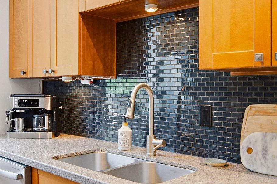 105 1230 Comox Street Vancouver, BC - 14