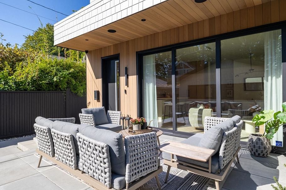 2 58 E 40th Avenue Vancouver, BC - 5