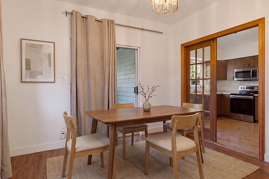 441 E 28th Avenue Vancouver, BC - 9