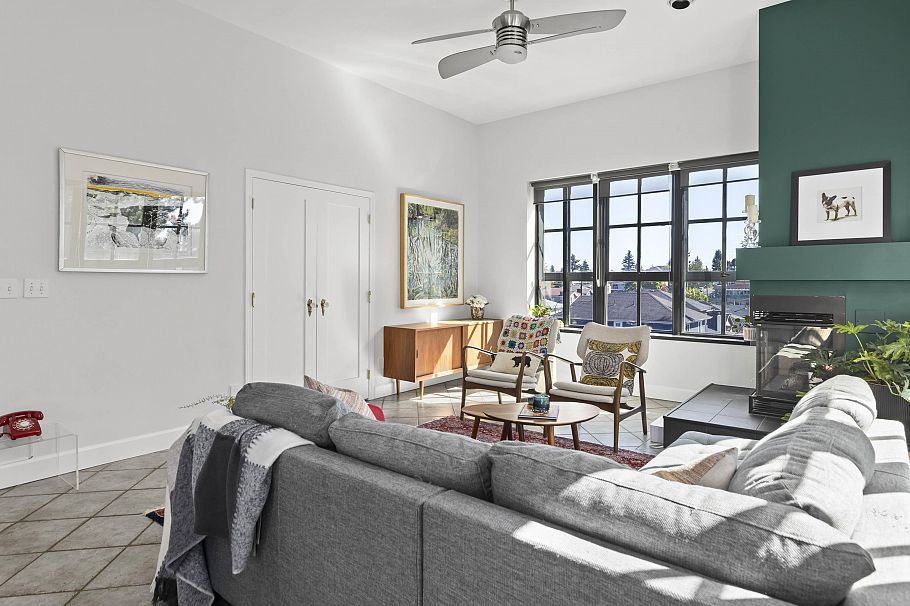 304 4590 Earles Street Vancouver, BC - 6