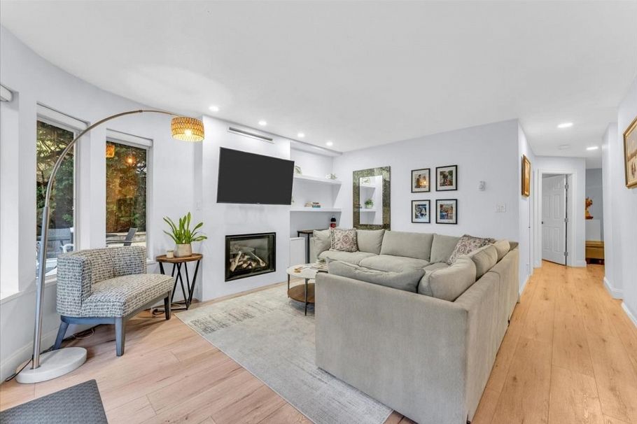 102 320 W 2nd Street North Vancouver, BC - 24