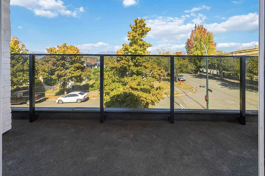 6425 Doman Street Vancouver, BC - 24