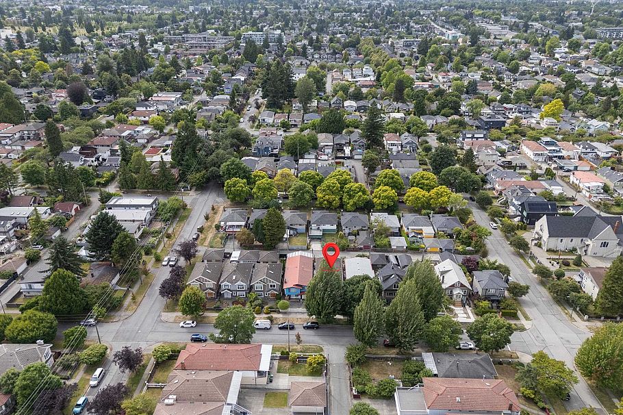 4355 Inverness Street Vancouver, BC - 36