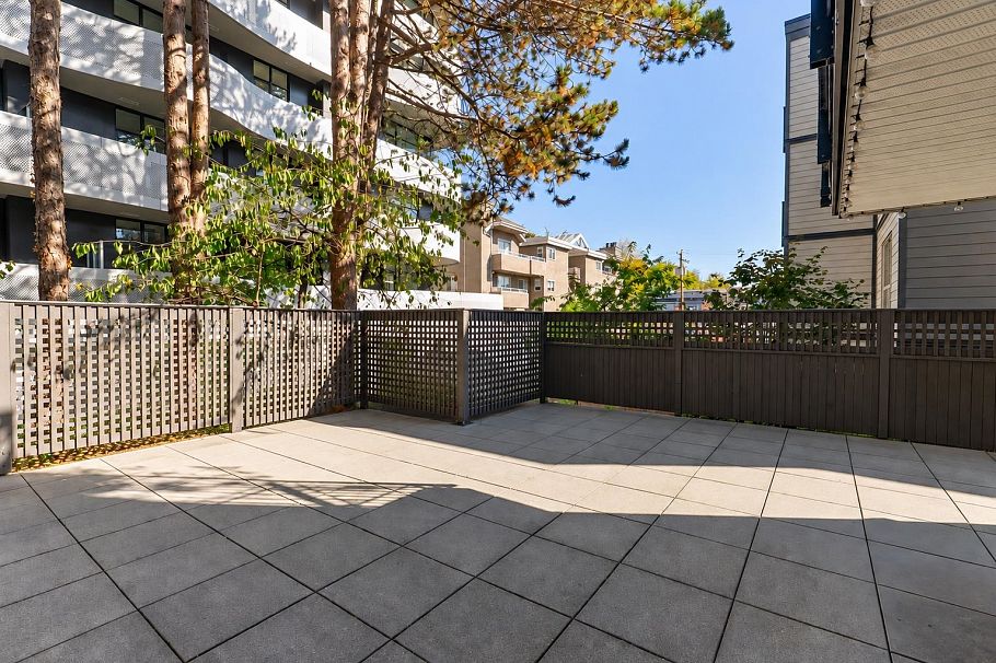 104 555 W 14th Avenue Vancouver, BC - 2