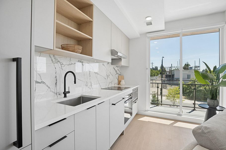 204 333 St. Davids Avenue North Vancouver, BC - 21