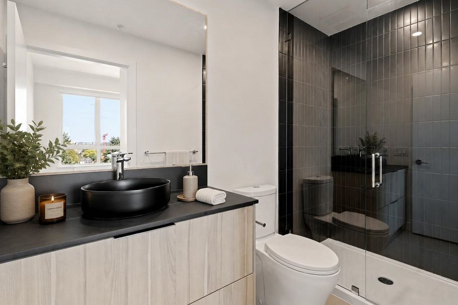 603 2450 Garden Drive Vancouver, BC - 11