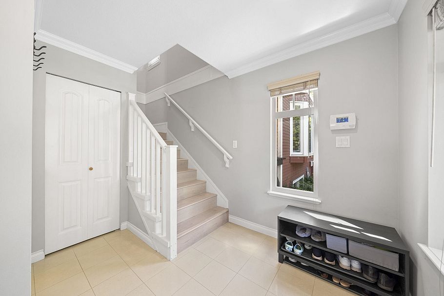 1252 E 11th Avenue Vancouver, BC - 13