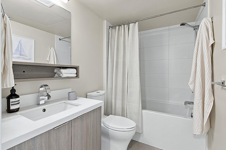 357 E 16th Avenue Vancouver, BC - 15