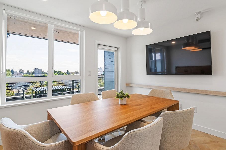 603 2450 Garden Drive Vancouver, BC - 25