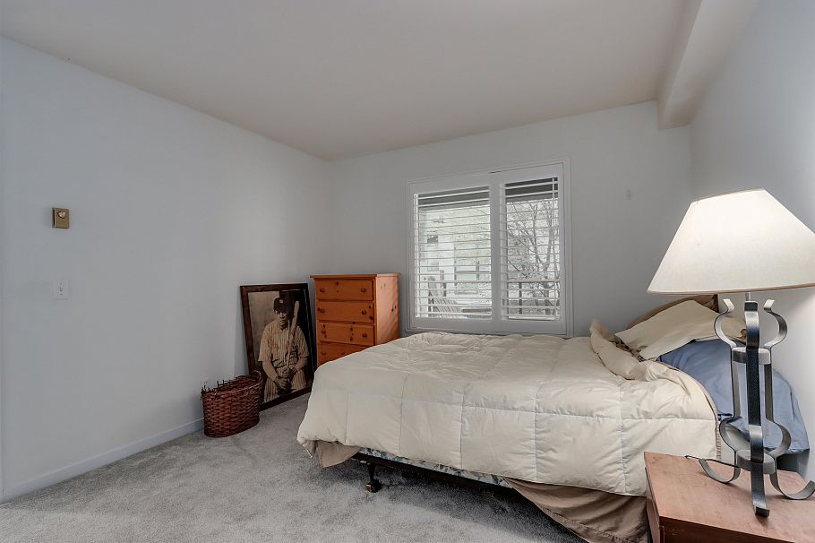205 1535 Chesterfield Avenue North Vancouver, BC - 14