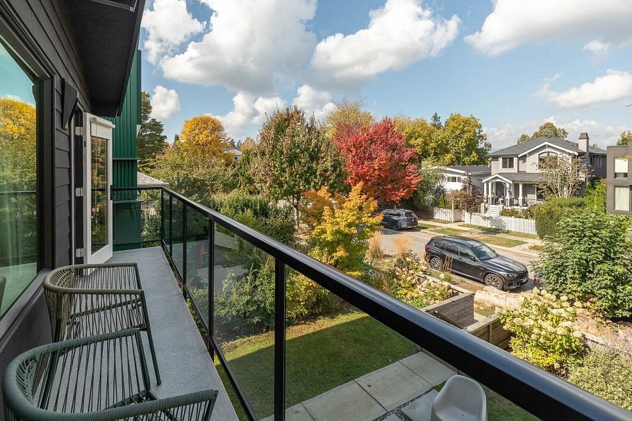 520 E 30th Avenue Vancouver, BC - 25