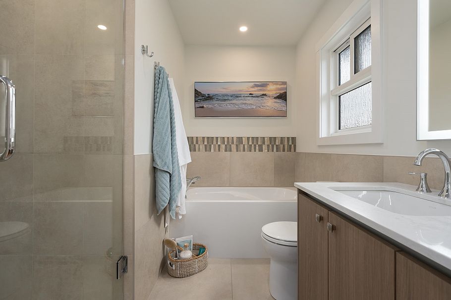 841 E 21st Avenue Vancouver, BC - 24