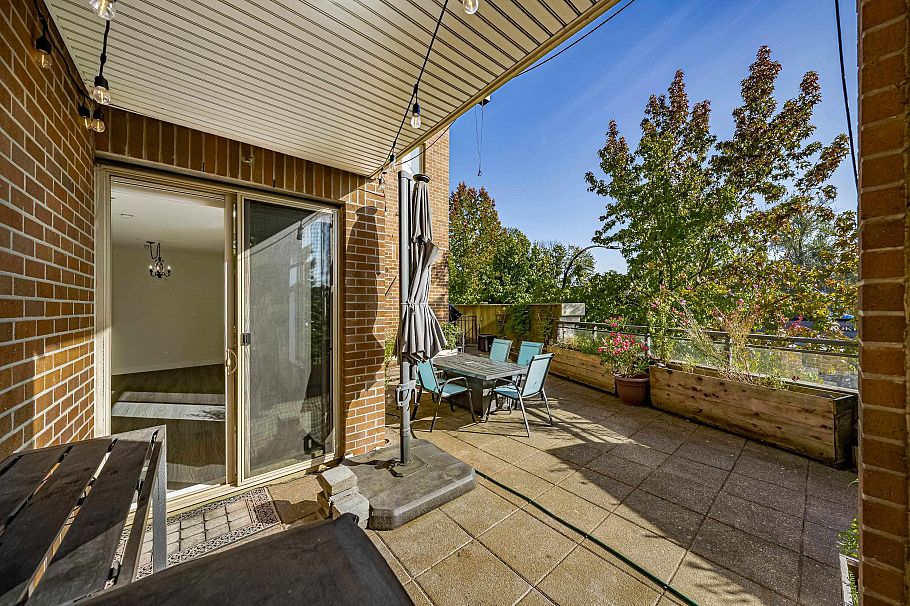 107 1633 Mackay Avenue North Vancouver, BC - 23