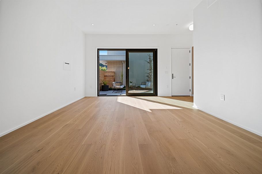 3 164 E 38th Avenue Vancouver, BC - 16