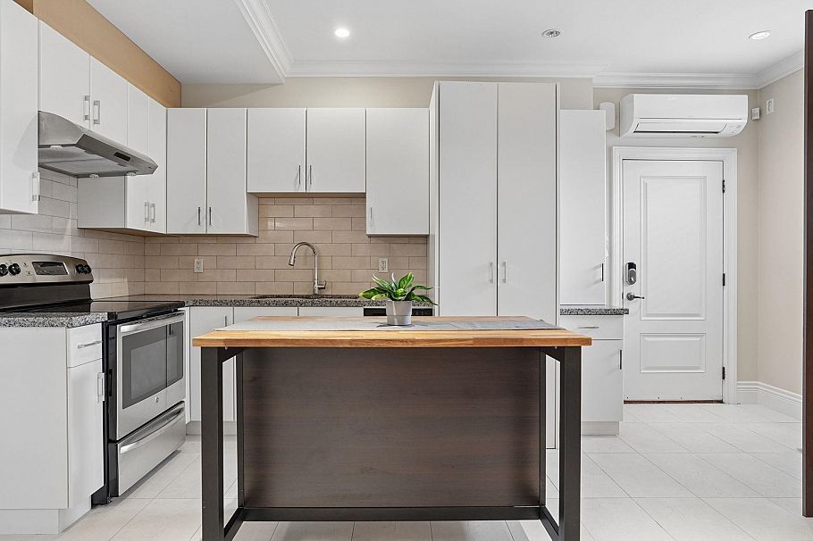 5807 Cree Street Vancouver, BC - 37