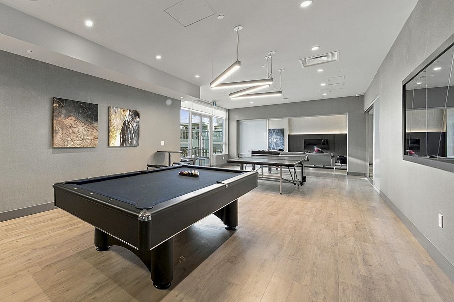 907 112 E 13th Street North Vancouver, BC - 39