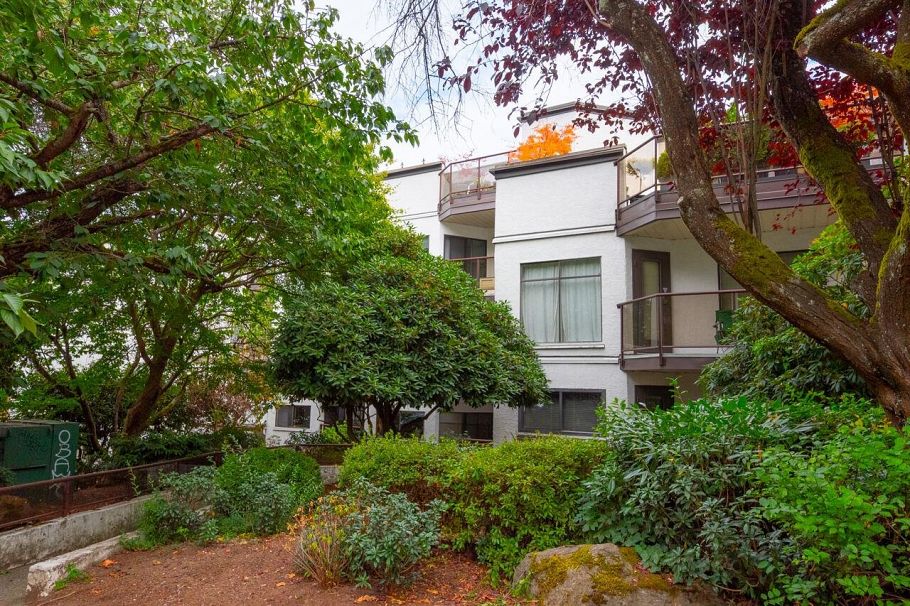 105 2222 Prince Edward Street Vancouver, BC - 1