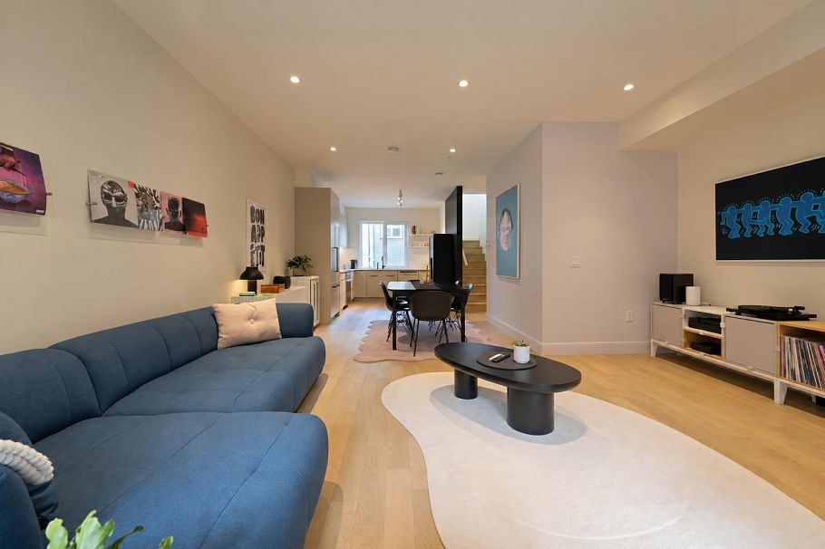 24 632 E 3rd Street North Vancouver, BC - 4