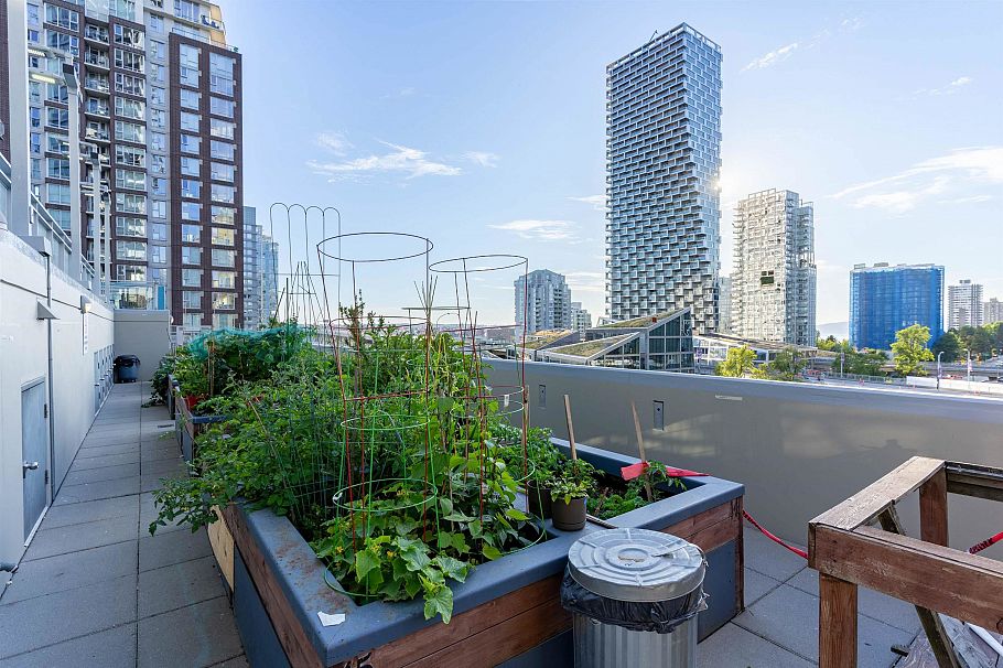 2602 1372 Seymour Street Vancouver, BC - 35