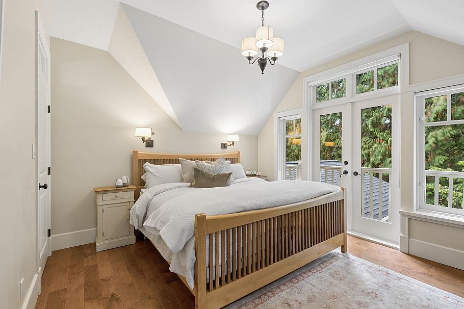 3815 Sunnycrest Drive North Vancouver, BC - 20
