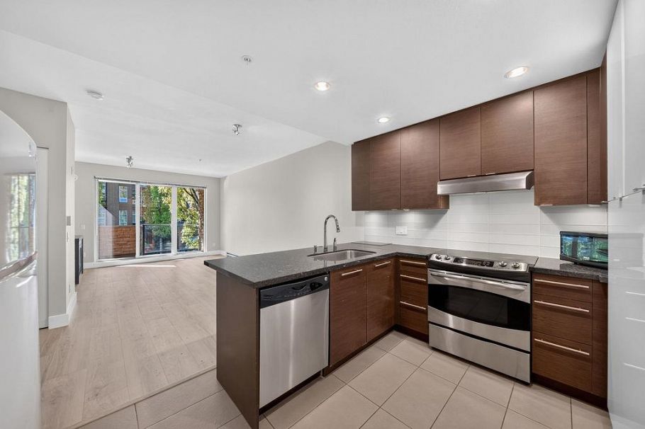 208 3478 Wesbrook Mall Vancouver, BC - 5