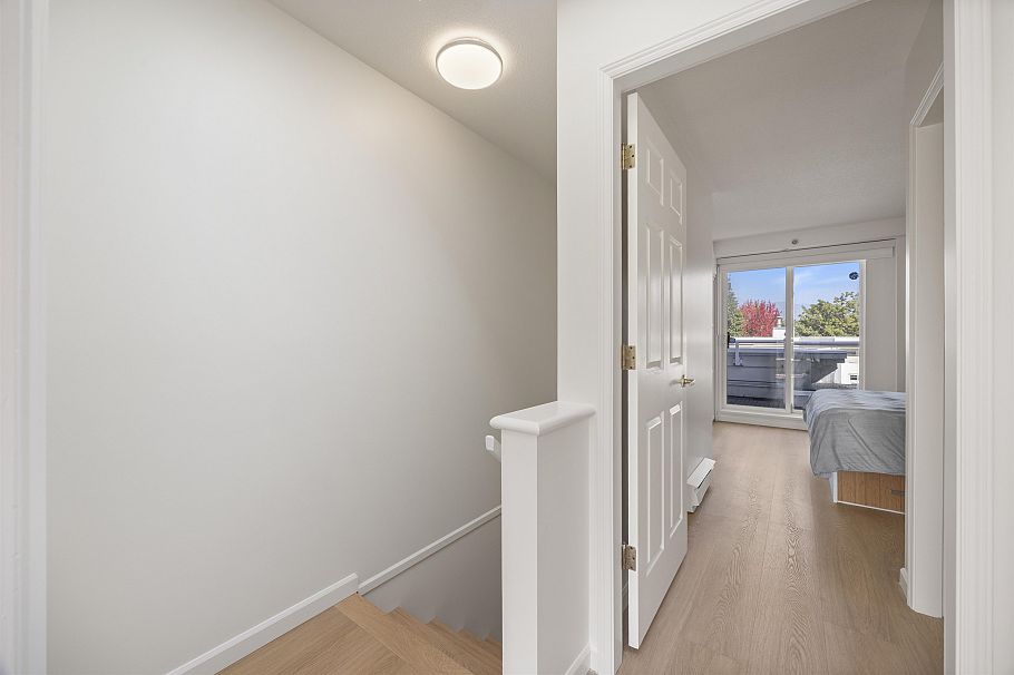 316 2565 W Broadway Street Vancouver, BC - 8