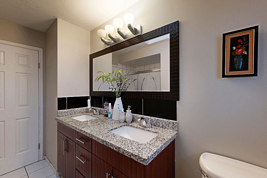 7882 Windsor Street Vancouver, BC - 23