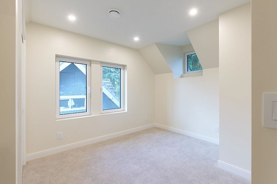 3732 W 1st Avenue Vancouver, BC - 22
