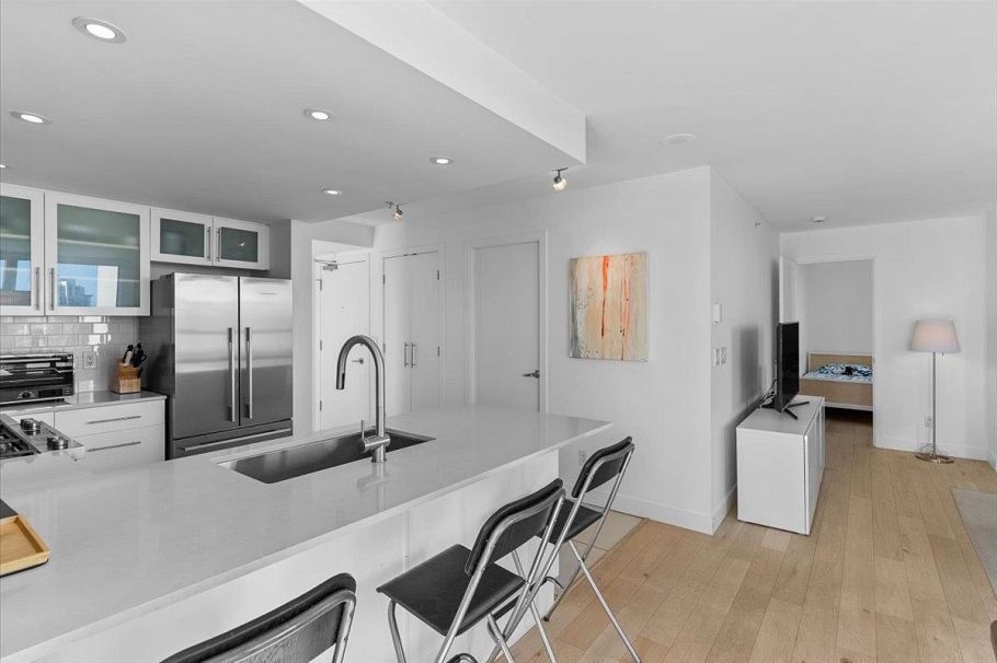 2303 1225 Richards Street Vancouver, BC - 7