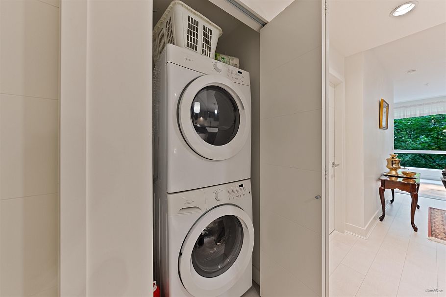 205 733 W 3rd Street North Vancouver, BC - 23