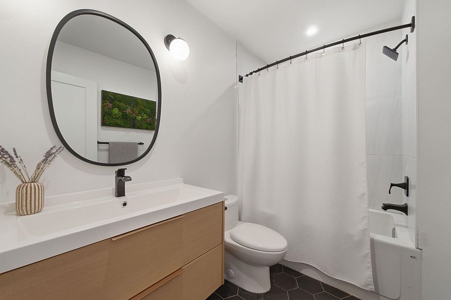 4646 Cove Cliff Road North Vancouver, BC - 21