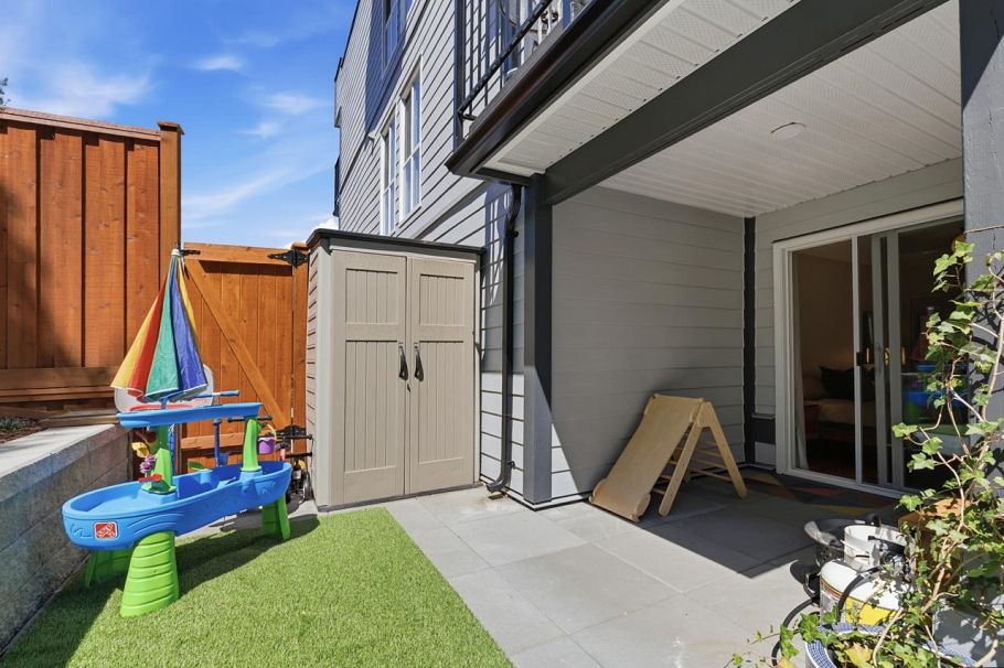113 808 E 8th Avenue Vancouver, BC - 9