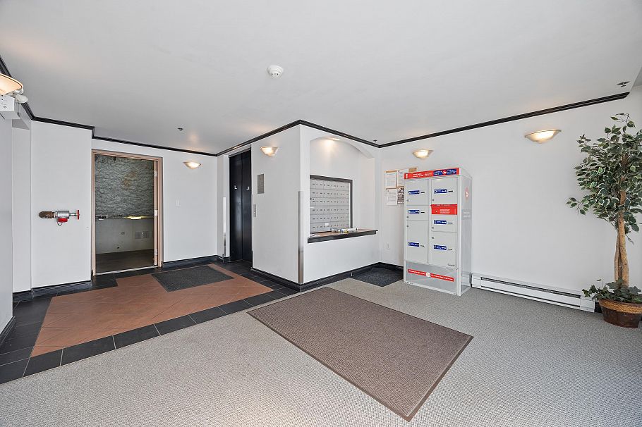 316 2565 W Broadway Street Vancouver, BC - 16