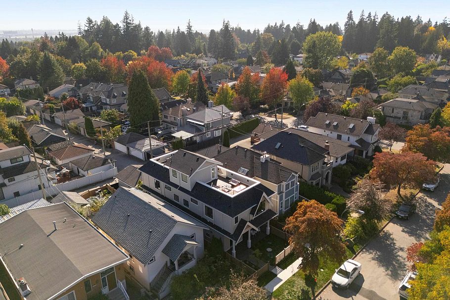 2 2344 W 45th Avenue Vancouver, BC - 29