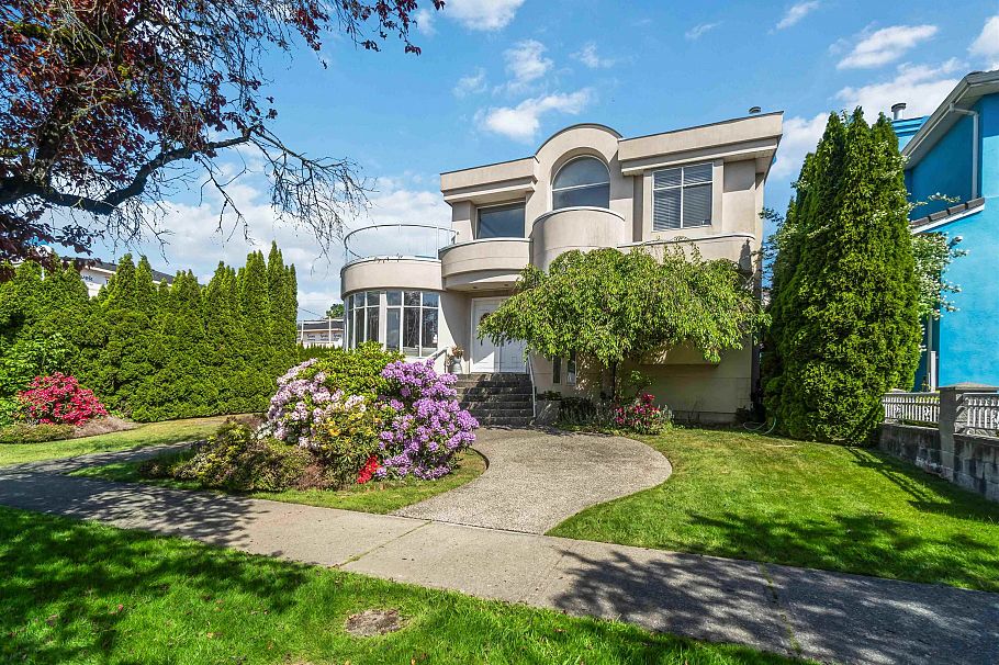2275 Bonaccord Drive Vancouver, BC - 2