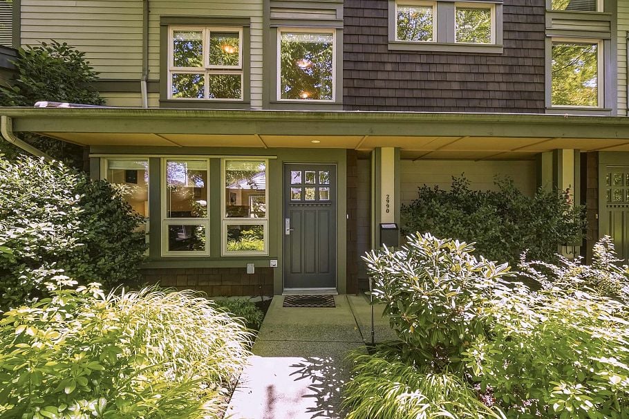 2990 Chesterfield Avenue North Vancouver, BC - 1