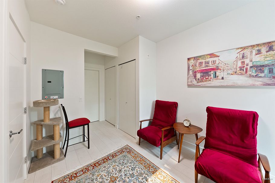 205 733 W 3rd Street North Vancouver, BC - 18