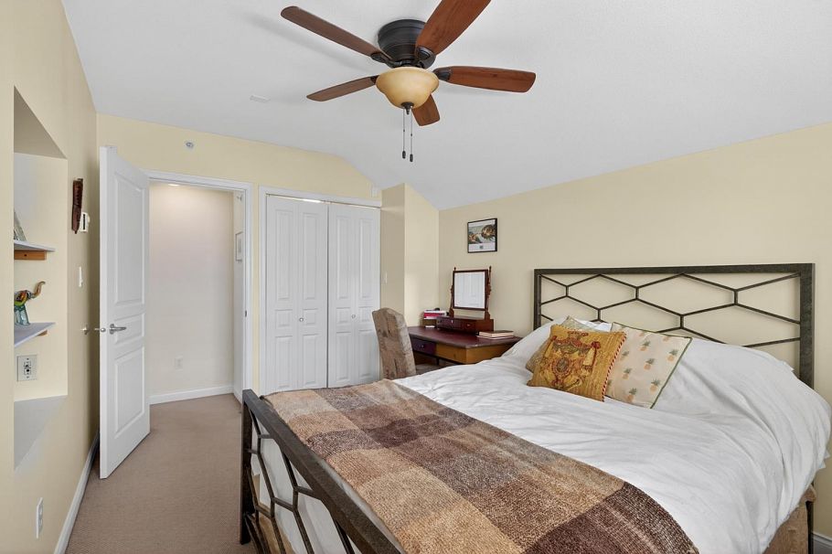 2950 W 8th Avenue Vancouver, BC - 11