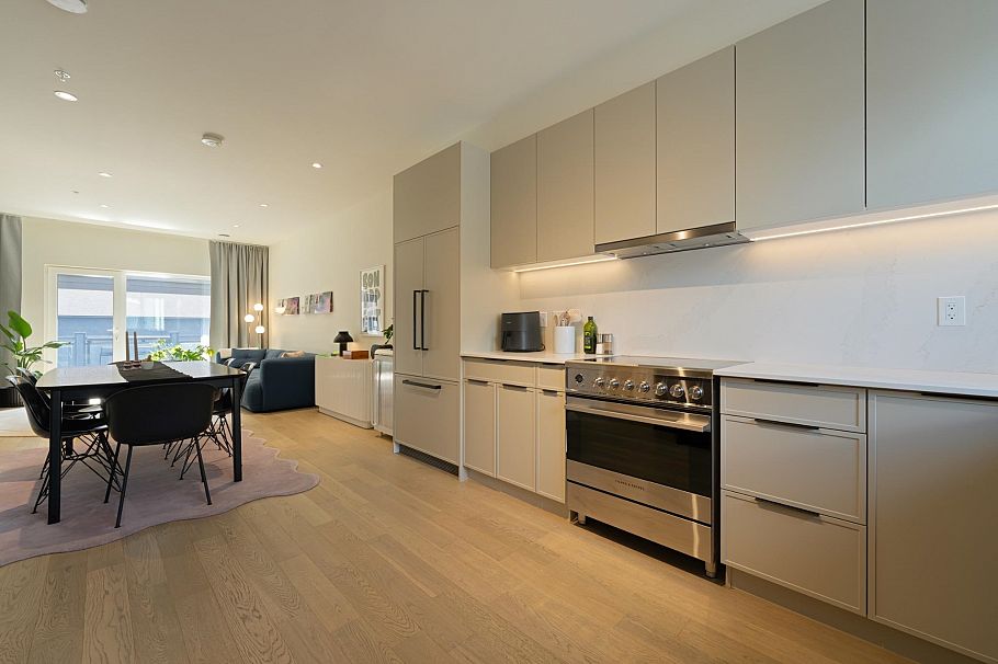24 632 E 3rd Street North Vancouver, BC - 8