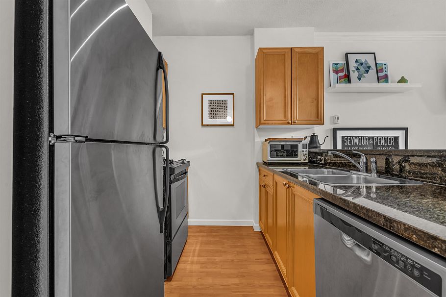 307 928 W Richards Street Street Vancouver, BC - 8